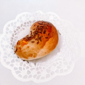 Pīrādzinš ar sieru un burkānu